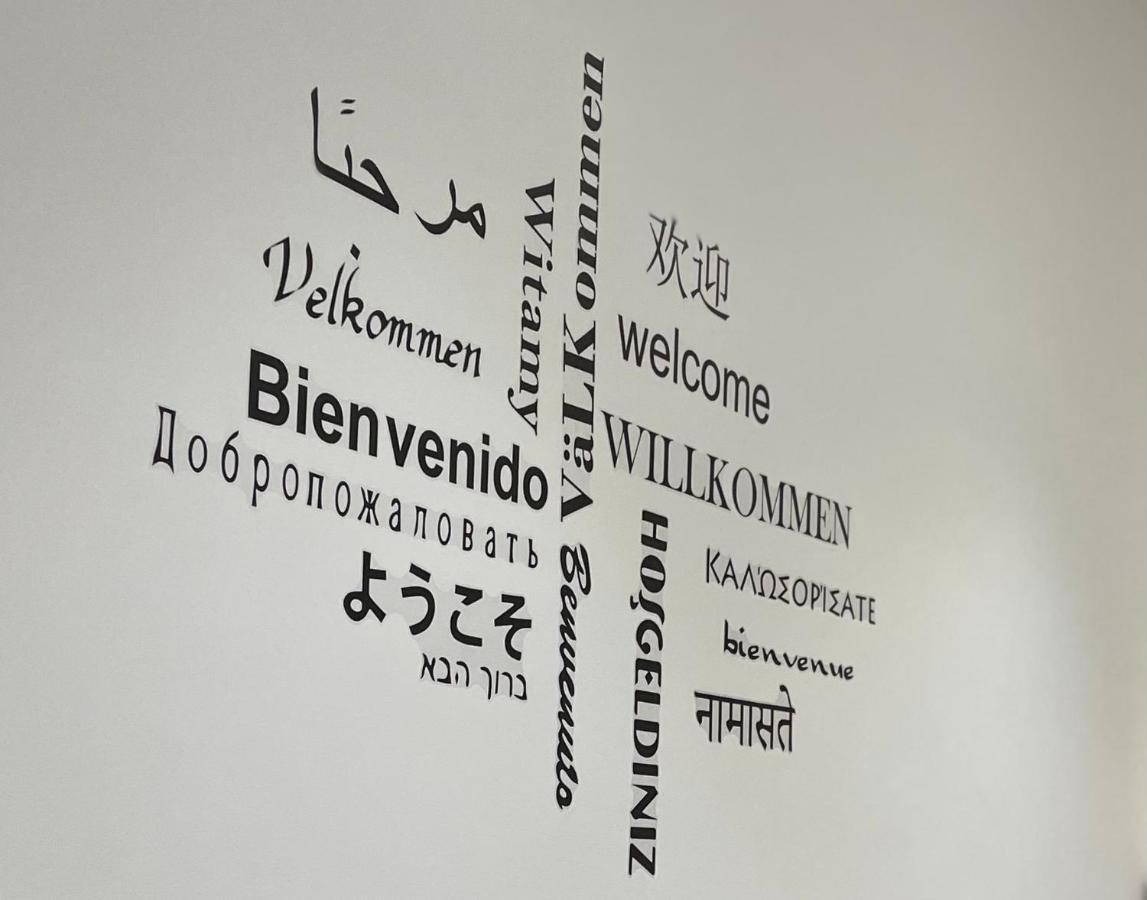 Carte Du Monde By Aroom Vut-Le-967 León Extérieur photo